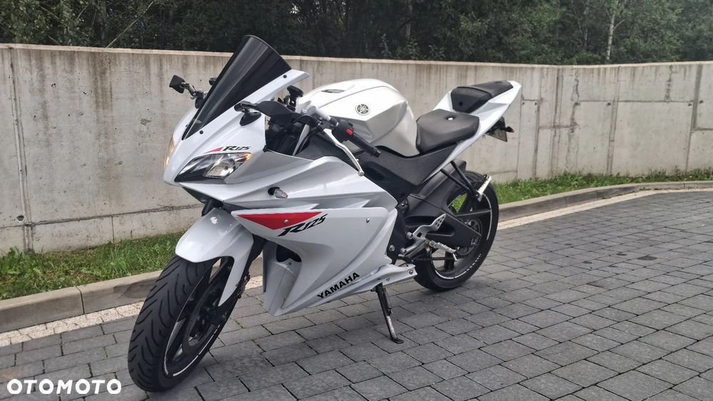 Yamaha YZF - 3