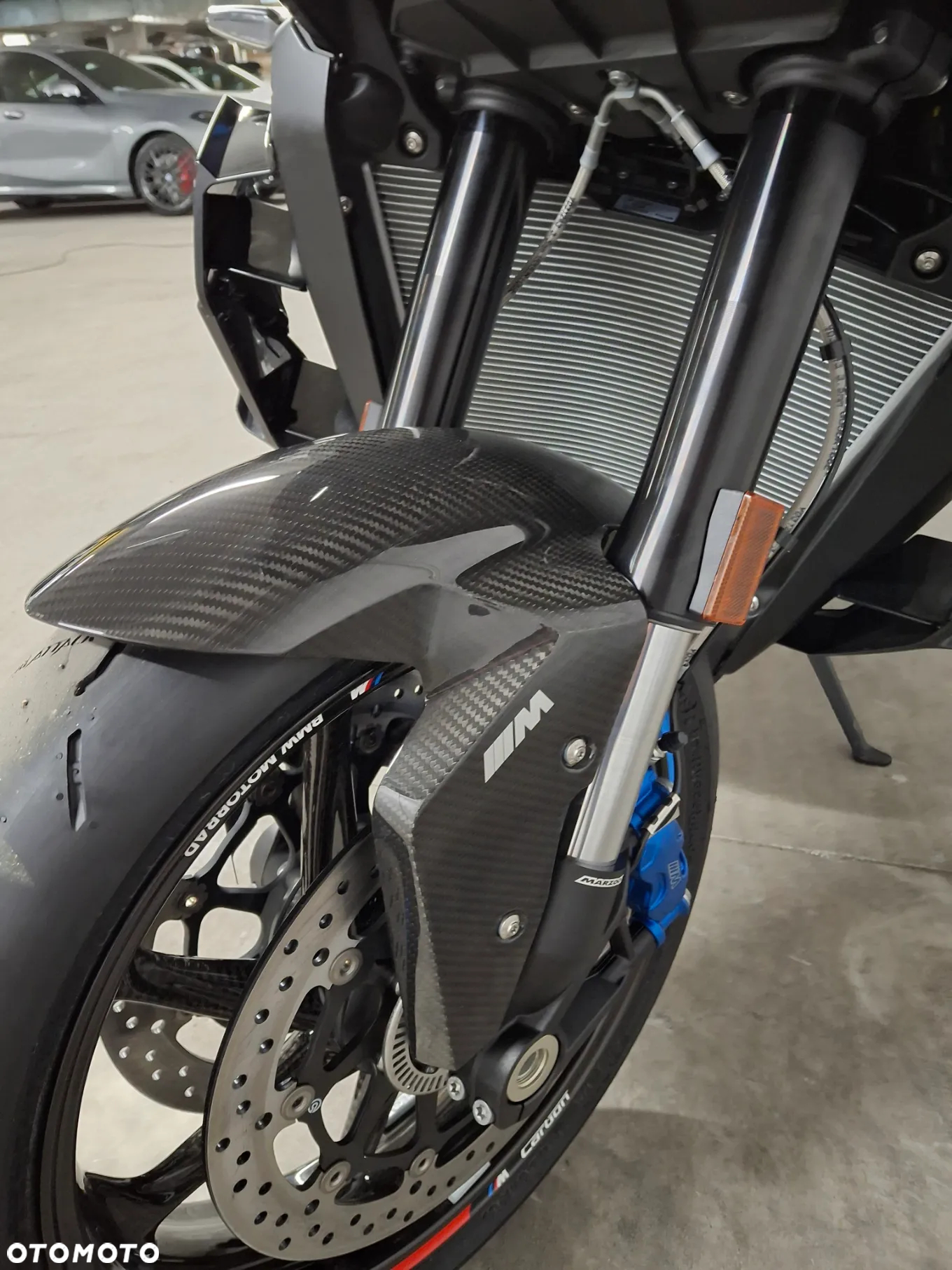 BMW XR - 9