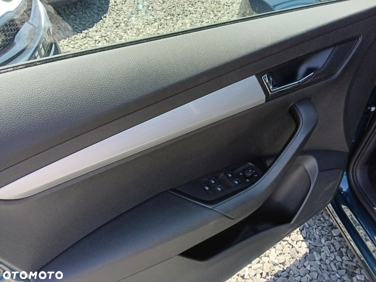 Skoda Karoq 1.5 TSI ACT Ambition - 33