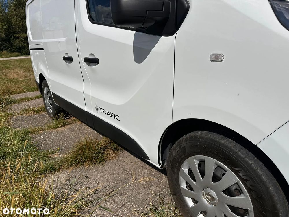 Renault Trafic L1H1 1.6 diesel 145kM, manual, 2019 rok BAGAŻNIK DACHOWY THULE, KAMERA COFANIA, HAK, CZUJNIKI PARKOWANIA, ORGINALNY PRZEBIEG! - 22