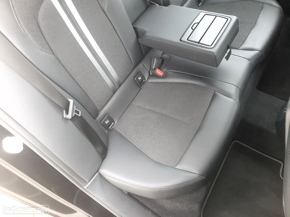 BMW 116 d Aut. Sport Line - 36