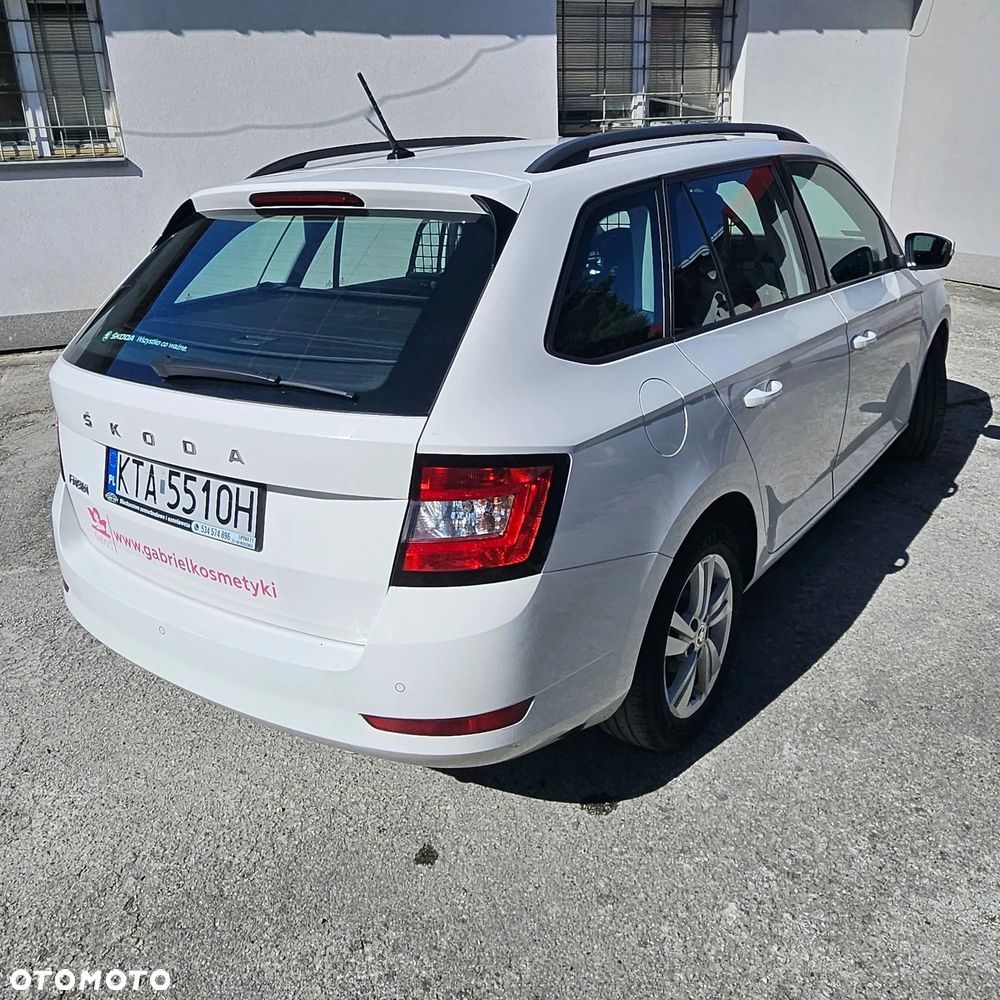 Skoda Fabia 1.0 Ambition - 4