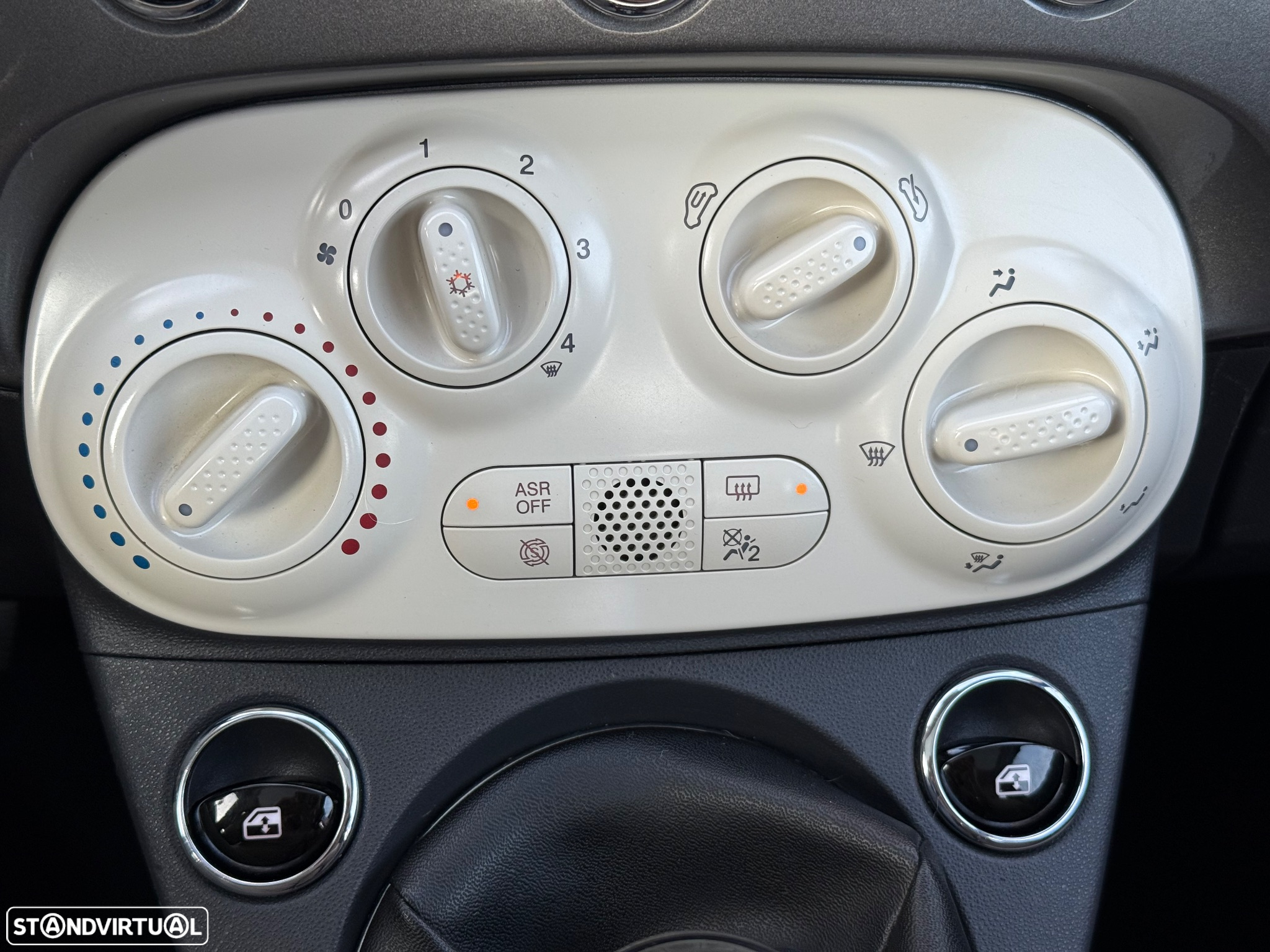 Fiat 500 0.9 8V TwinAir Turbo S&S Lounge - 27
