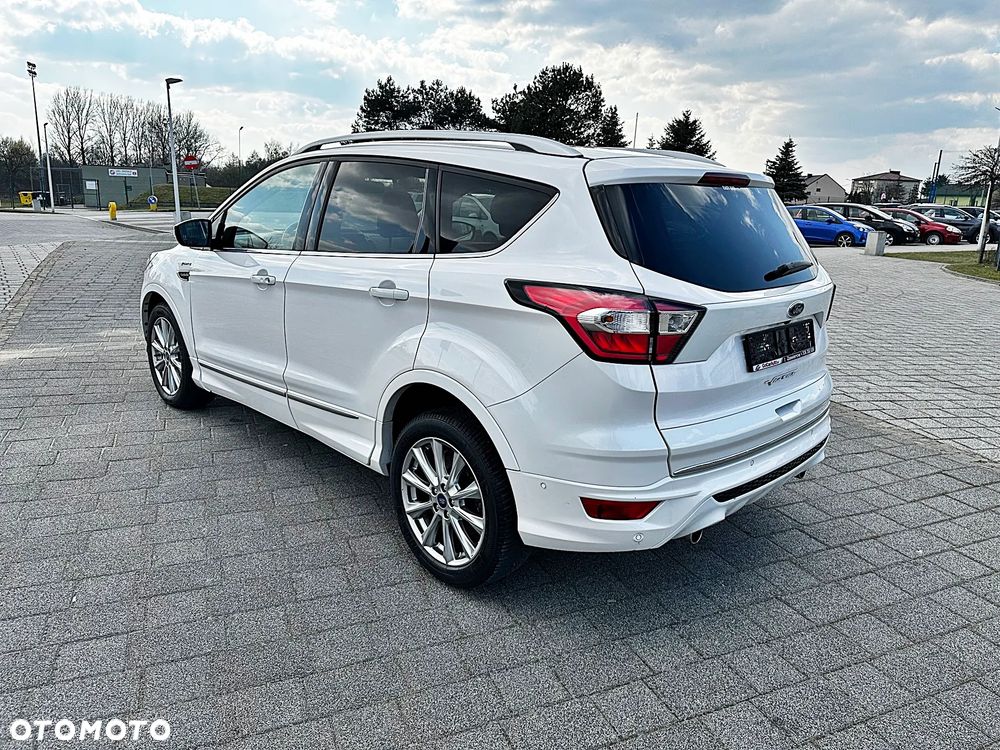 Ford Kuga - 10
