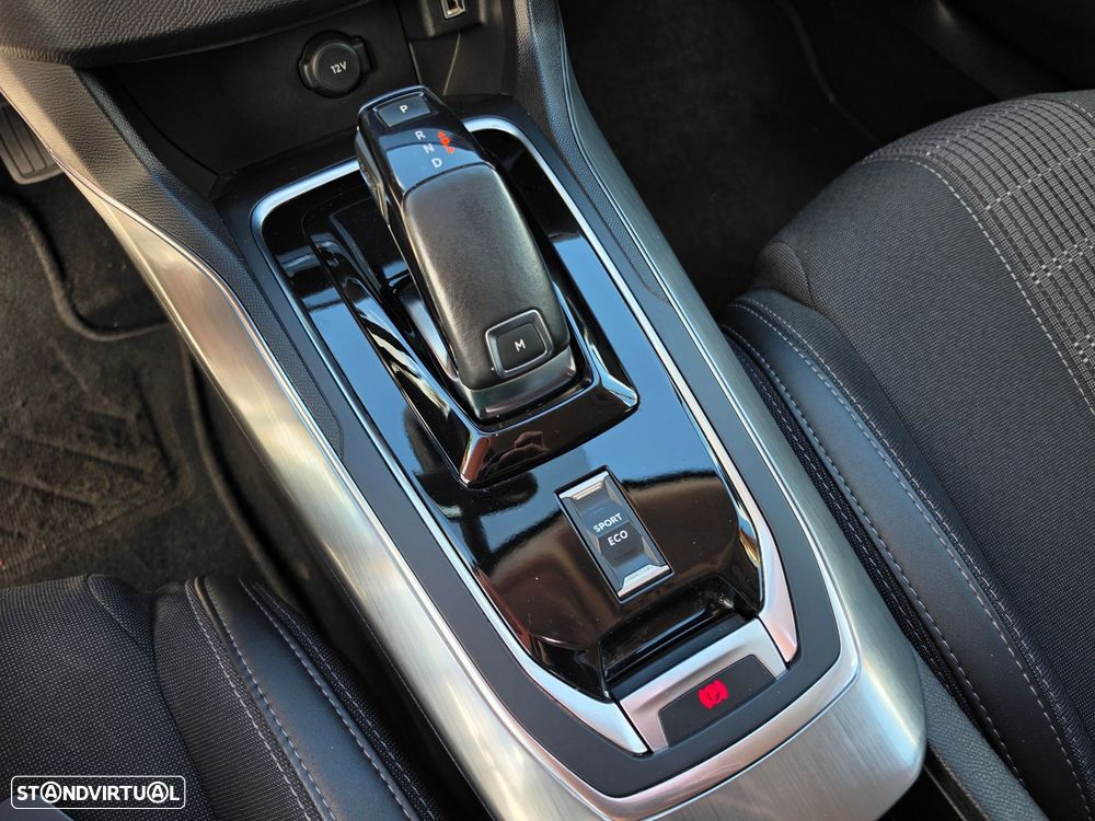 Peugeot 308 1.5 BlueHDi Allure EAT8 - 16