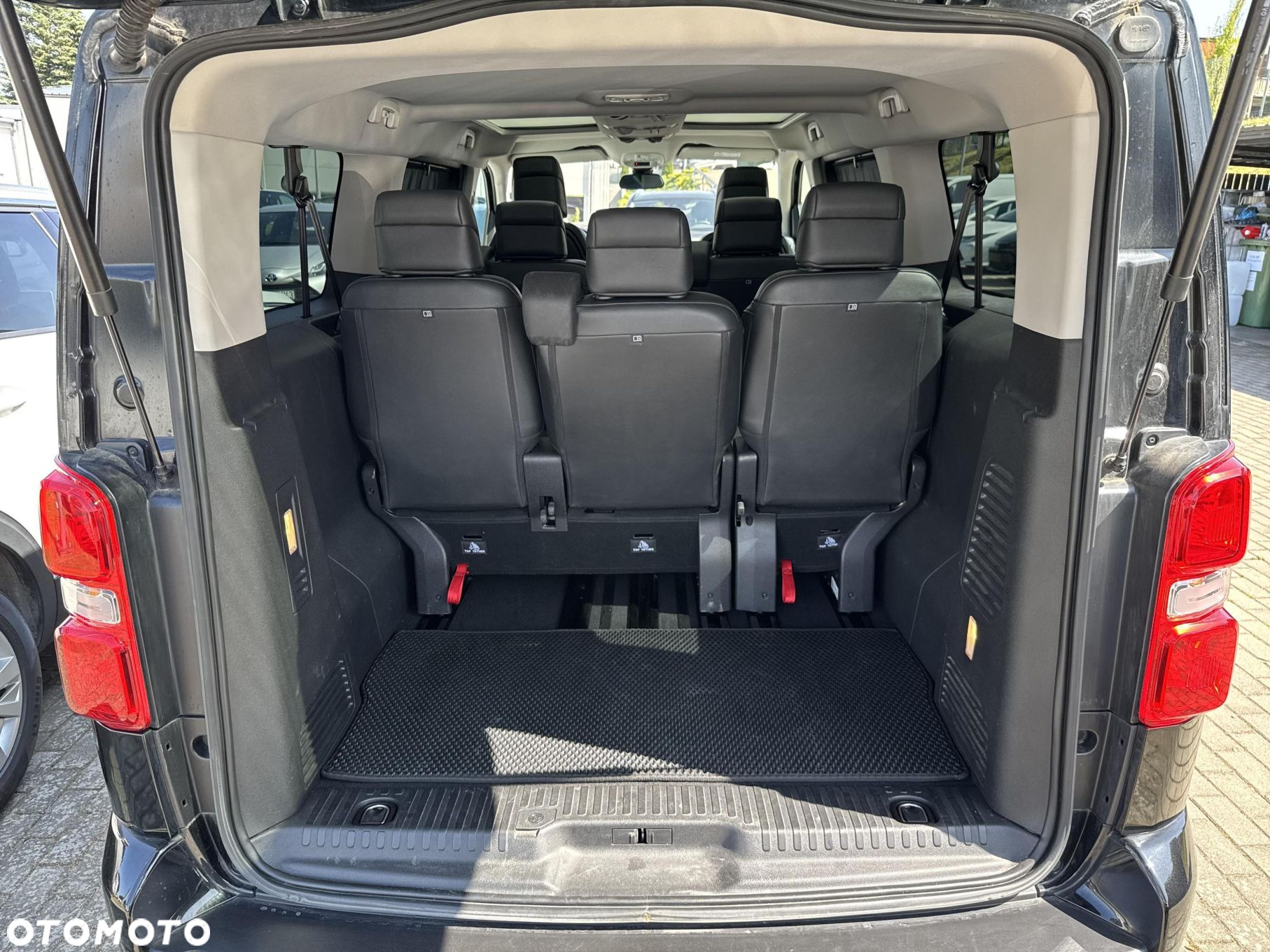 Toyota Proace Verso 2.0 D4-D Long VIP - 21