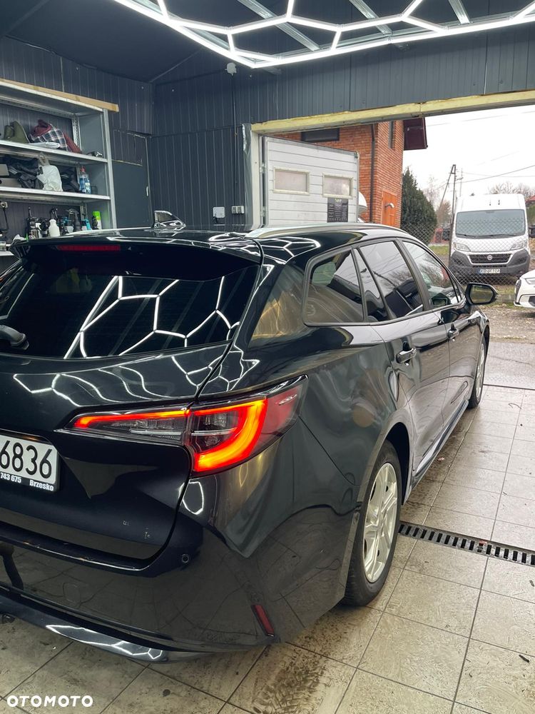 Toyota Corolla - 21