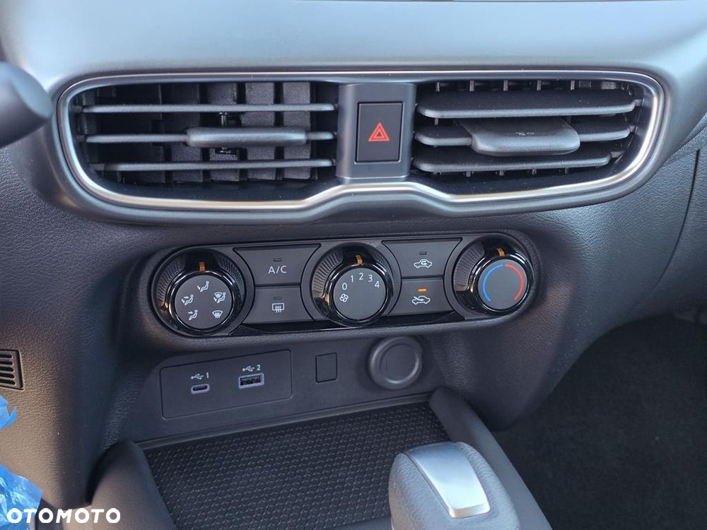 Nissan Juke 1.0 DIG-T Acenta DCT - 17