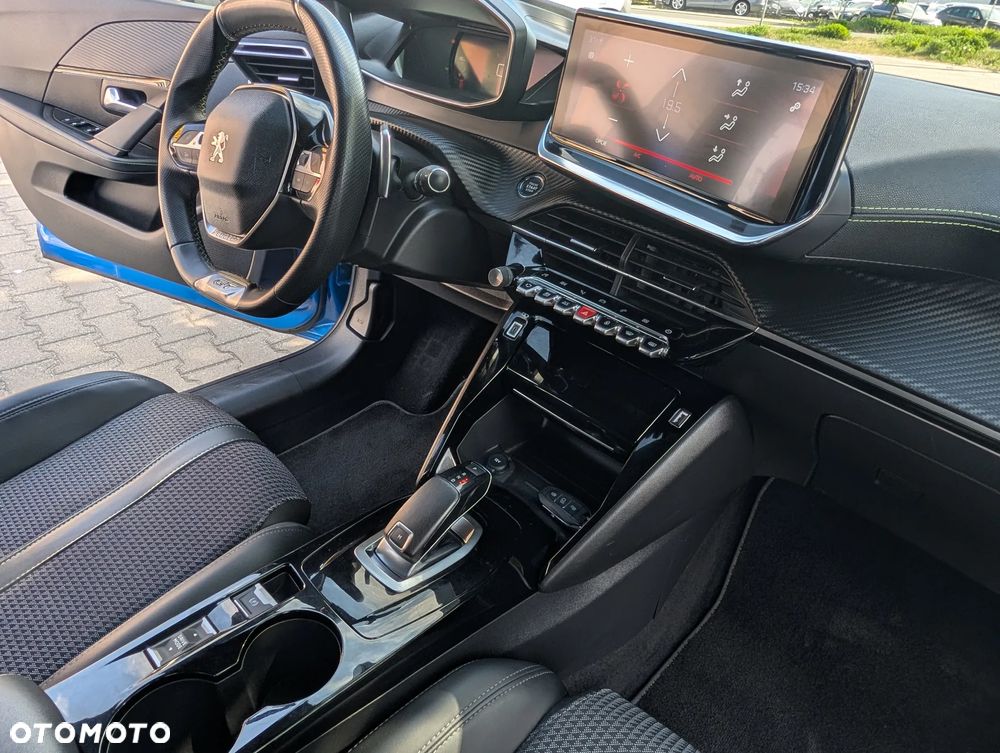 Peugeot 208 PureTech 110 Stop & Start EAT6 Signature - 28