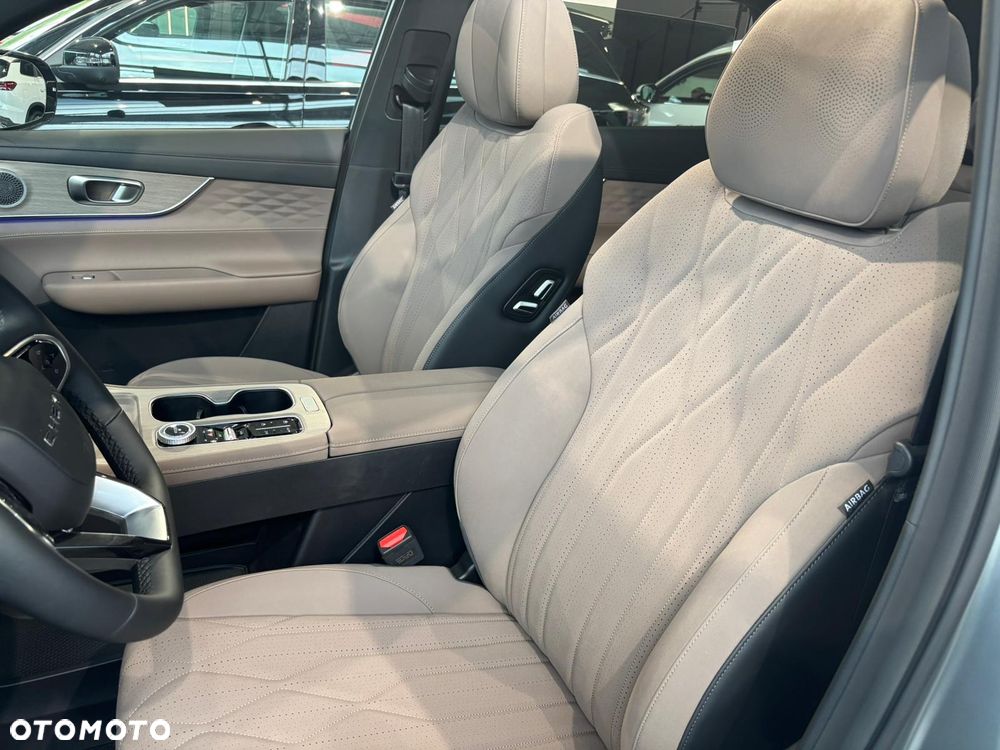Chery Tiggo 8 1.5 T-GDI Super Hybrid Prestige DCT - 14