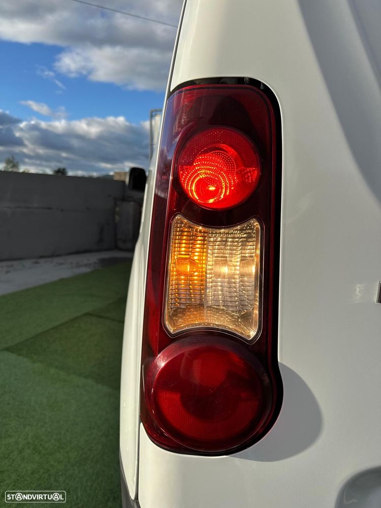 Peugeot Partner 1.6 HDI - 30