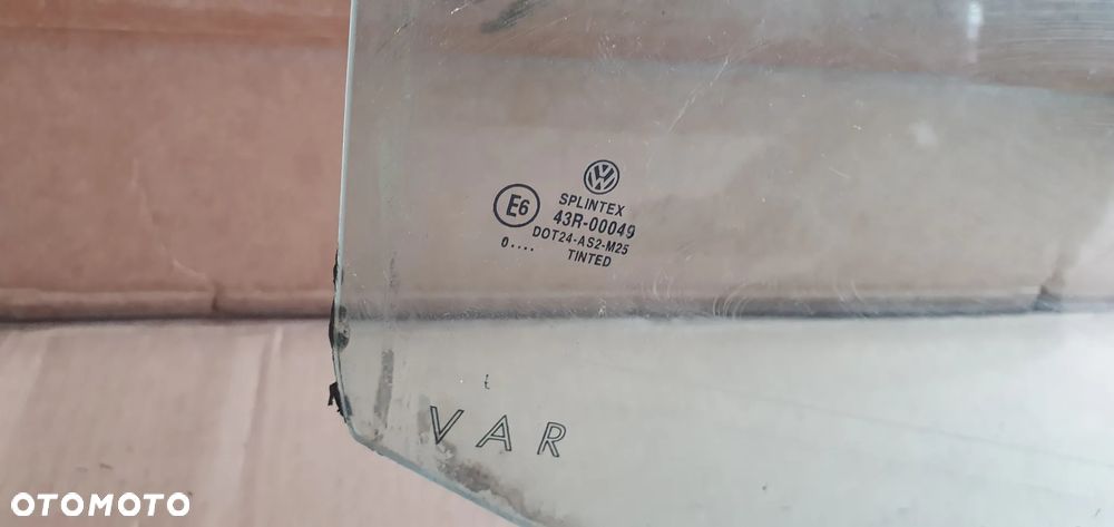 Szyba prawy tył tylna prawa VW Golf IV 4 Kombi AS2 00r - 4