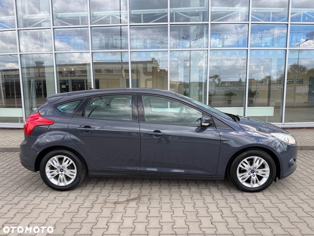 Ford Focus 1.6 TDCi DPF Champions Edition - 10