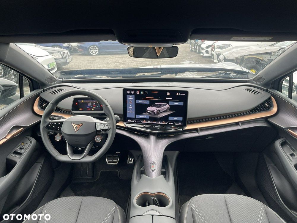Cupra Tavascan - 11