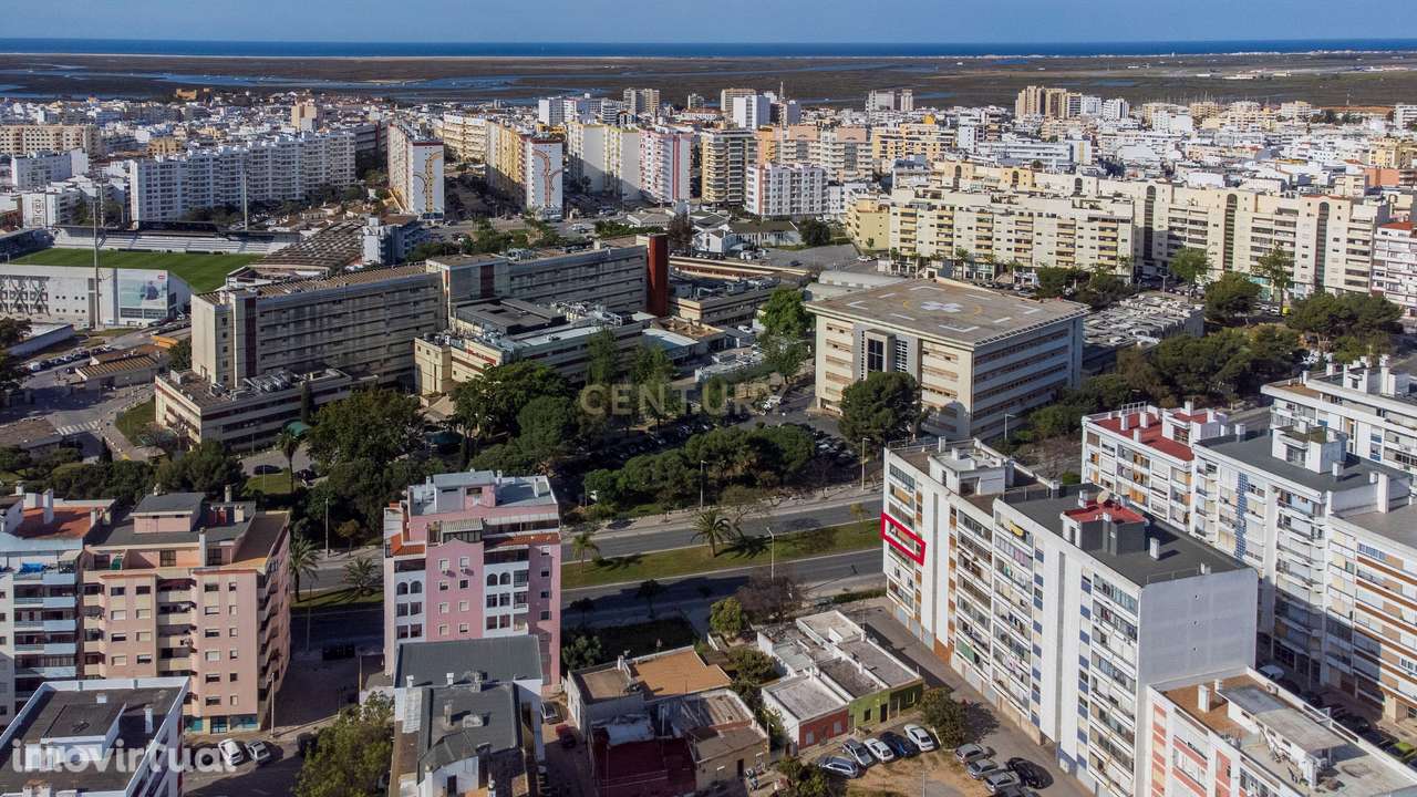 Apartamento T2 para Arrendamento de Longa Duração – Excelente Localiza - Grande imagem: 2/21