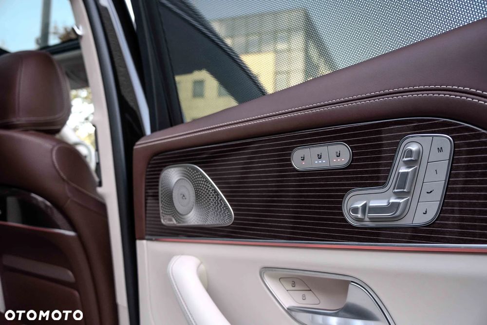 Mercedes-Benz GLS Maybach 600 4-Matic - 21