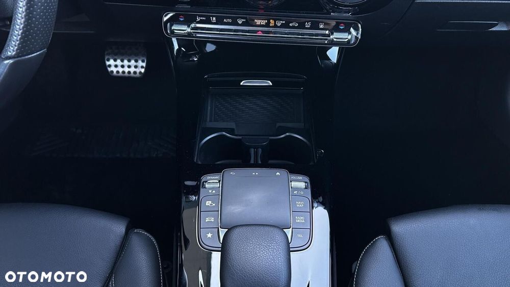 Mercedes-Benz CLA 200 d 4-Matic AMG Line 8G-DCT - 21