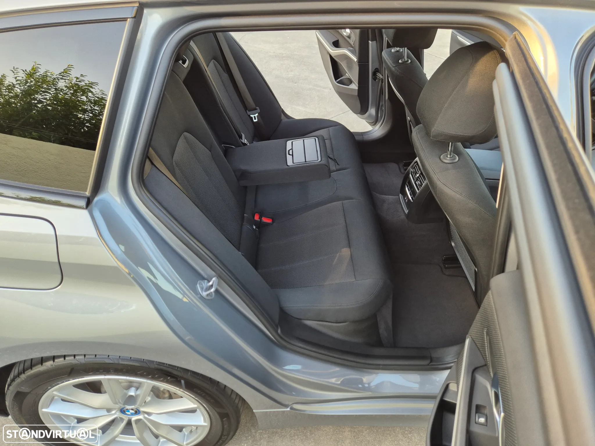 BMW 320 e Touring Auto - 7