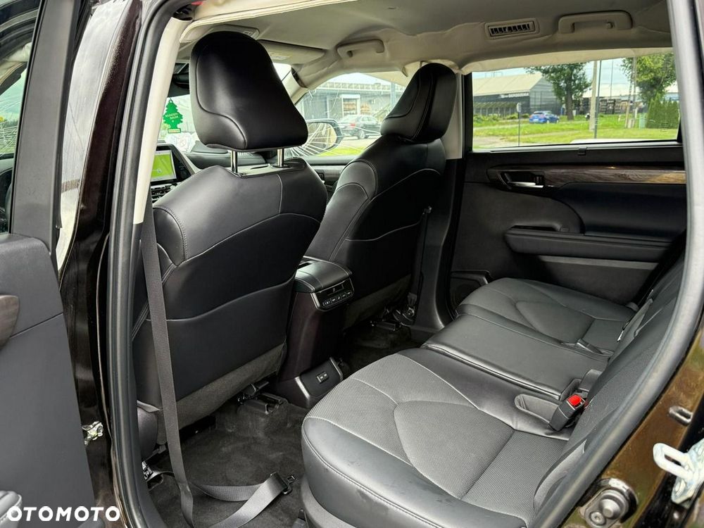 Toyota Highlander 2.5 Hybrid Executive - 17