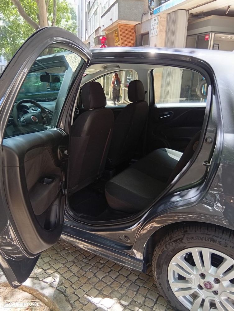 Fiat Punto 1.2 Young S&S - 12