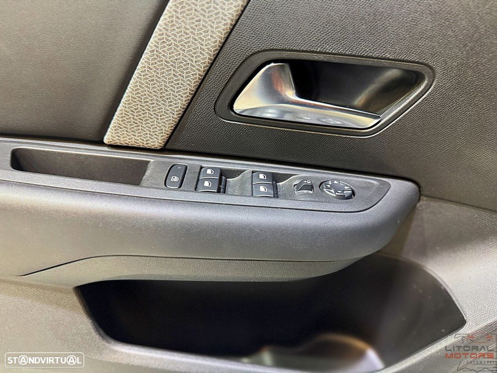 Citroën C4 1.2 PureTech Max - 18