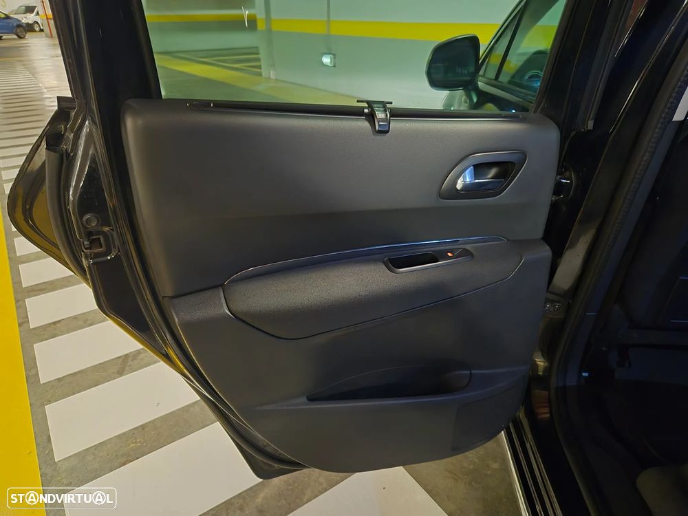 Peugeot 3008 1.6 BlueHDi Style - 31