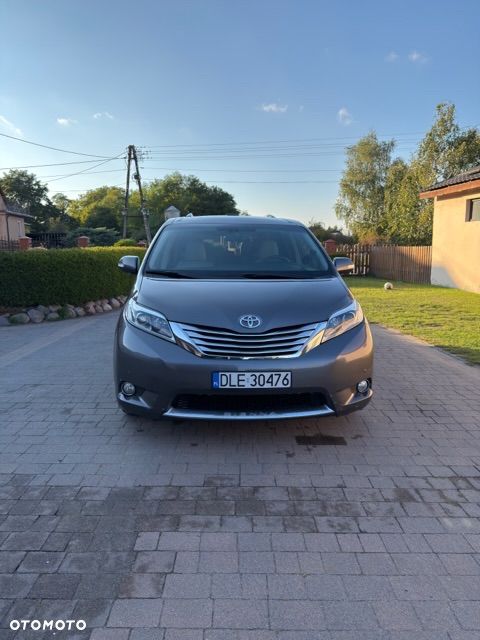 Toyota Sienna 3.5 V6 Limited AWD - 15