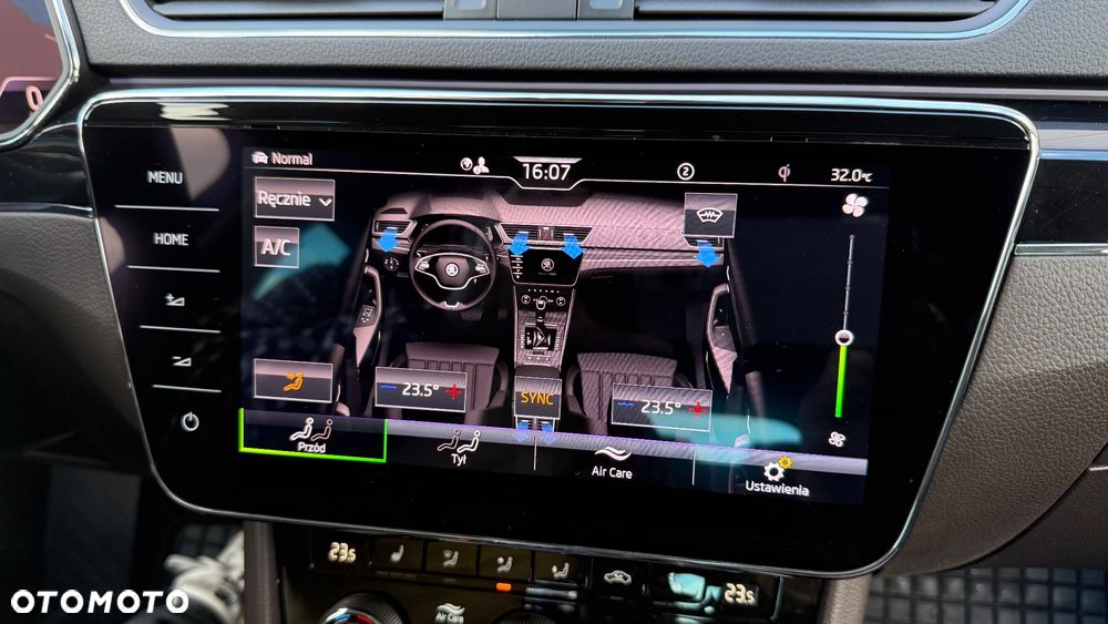 Skoda Superb 2.0 TSI L&K DSG - 18