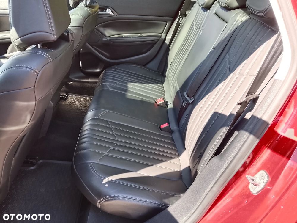 Peugeot 308 2.0 Blue HDi Allure S&S - 10