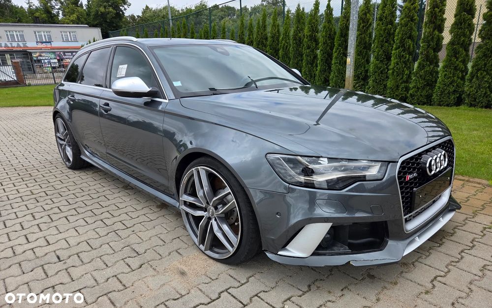 Audi RS6 Standard - 7