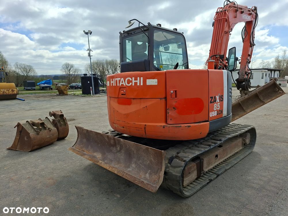 Hitachi ZX85 USB - 11