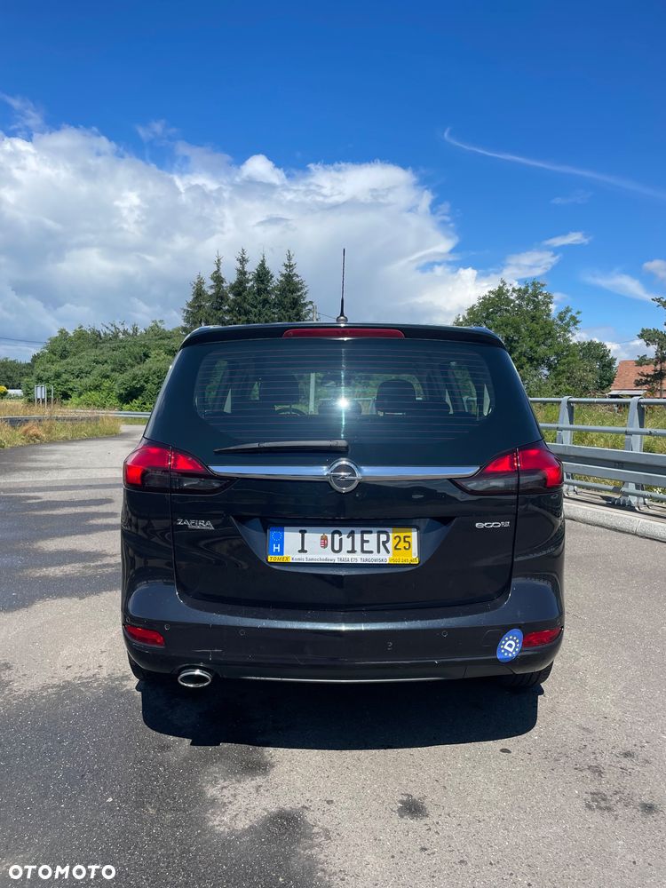 Opel Zafira - 10