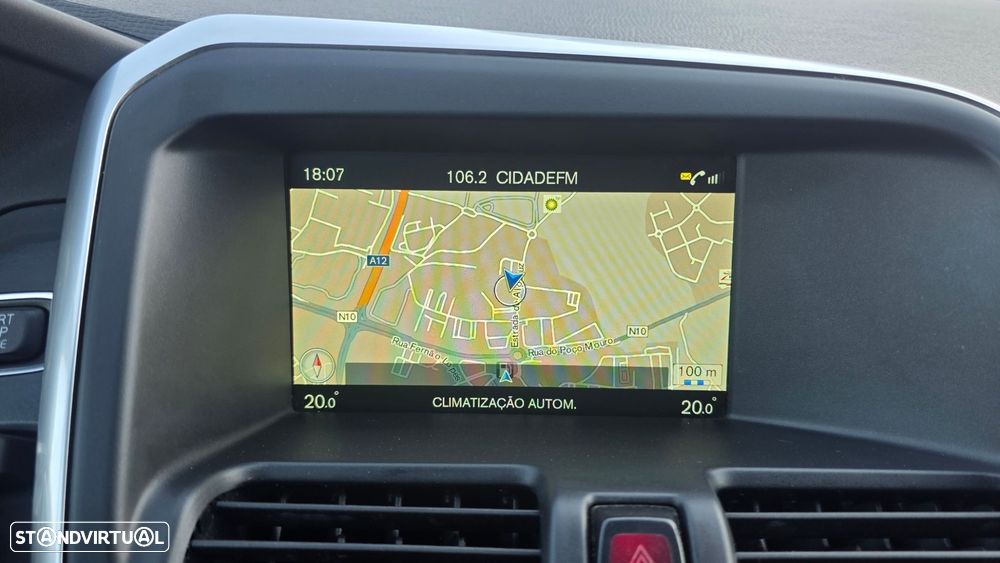Volvo XC 60 2.4 D5 R-Design AWD S/S 139g - 34