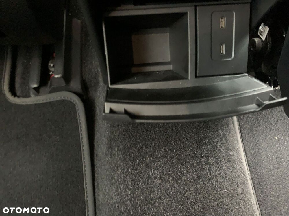 Mercedes-Benz EQA 250 66.5kWh AMG Line - 26