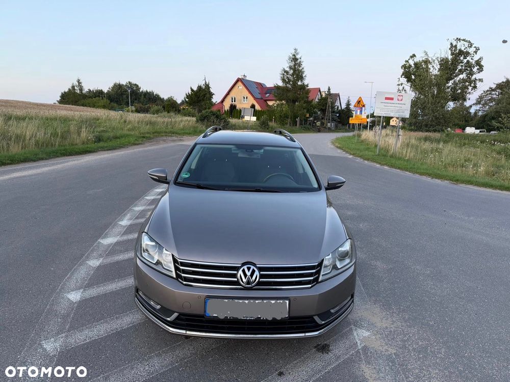 Volkswagen Passat ver-1-4-tsi-sportline-dsg - 3