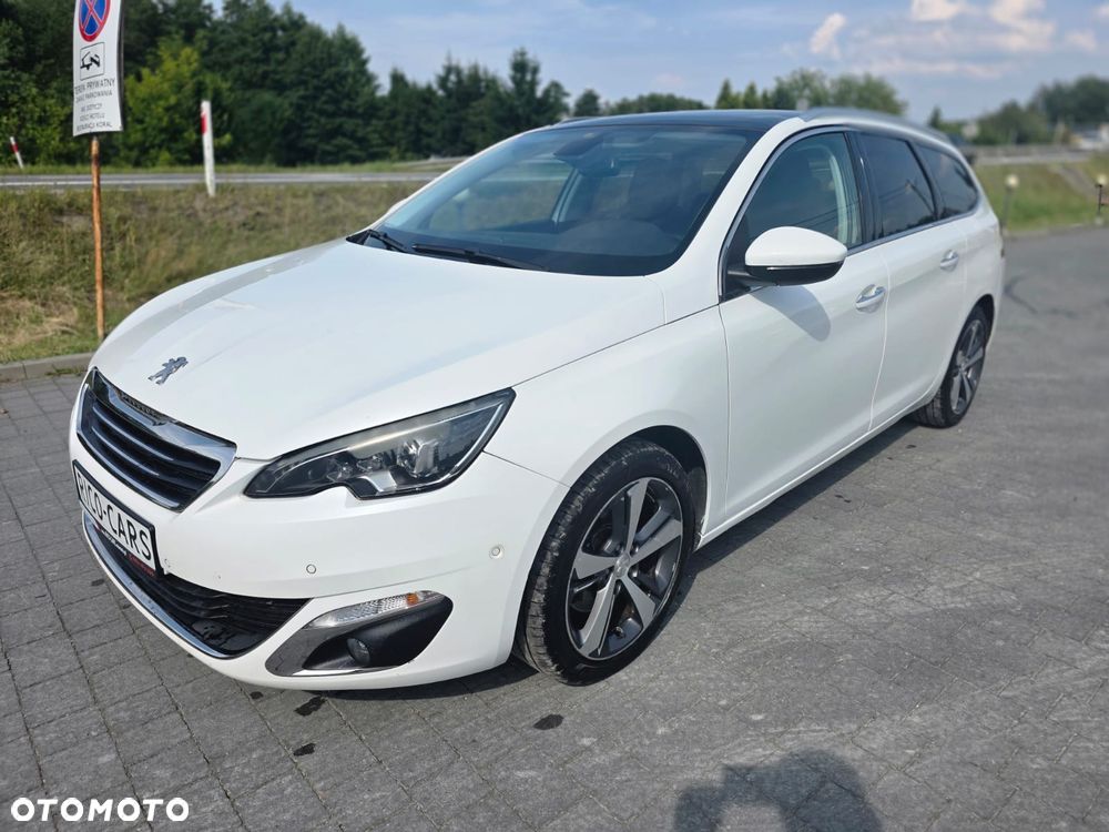 Peugeot 308 - 1