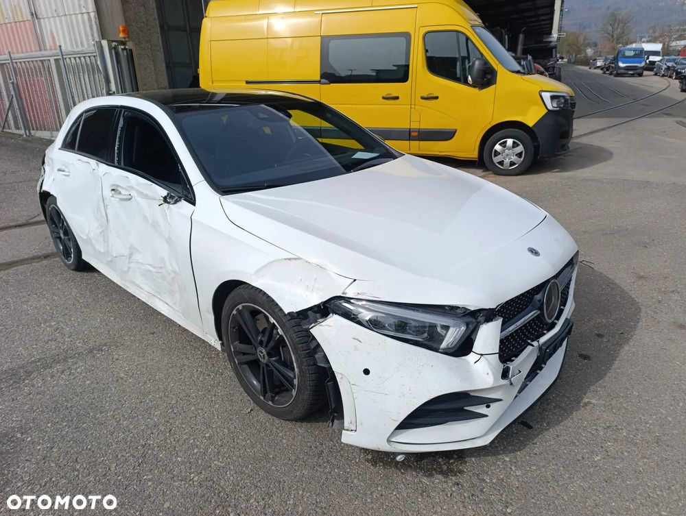 Mercedes-Benz Klasa A 250 4Matic 7G-DCT AMG Line - 5
