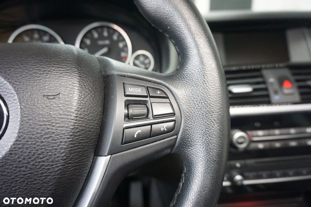 BMW X3 xDrive28i Sport-Aut - 30