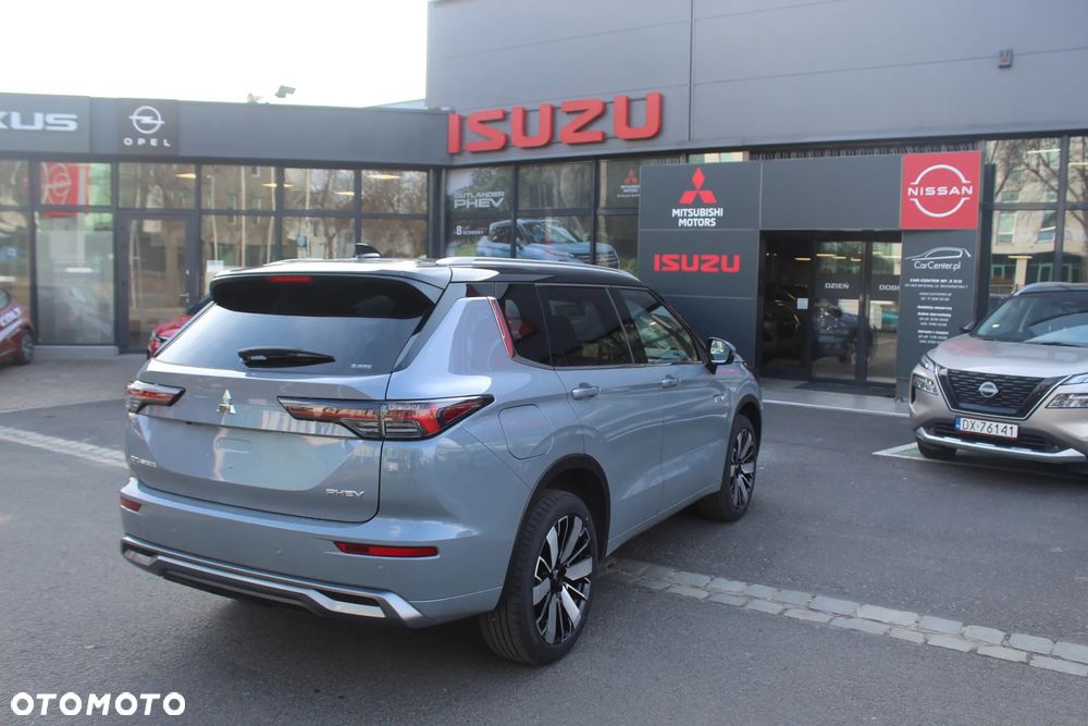 Mitsubishi Outlander Instyle Plus - 3