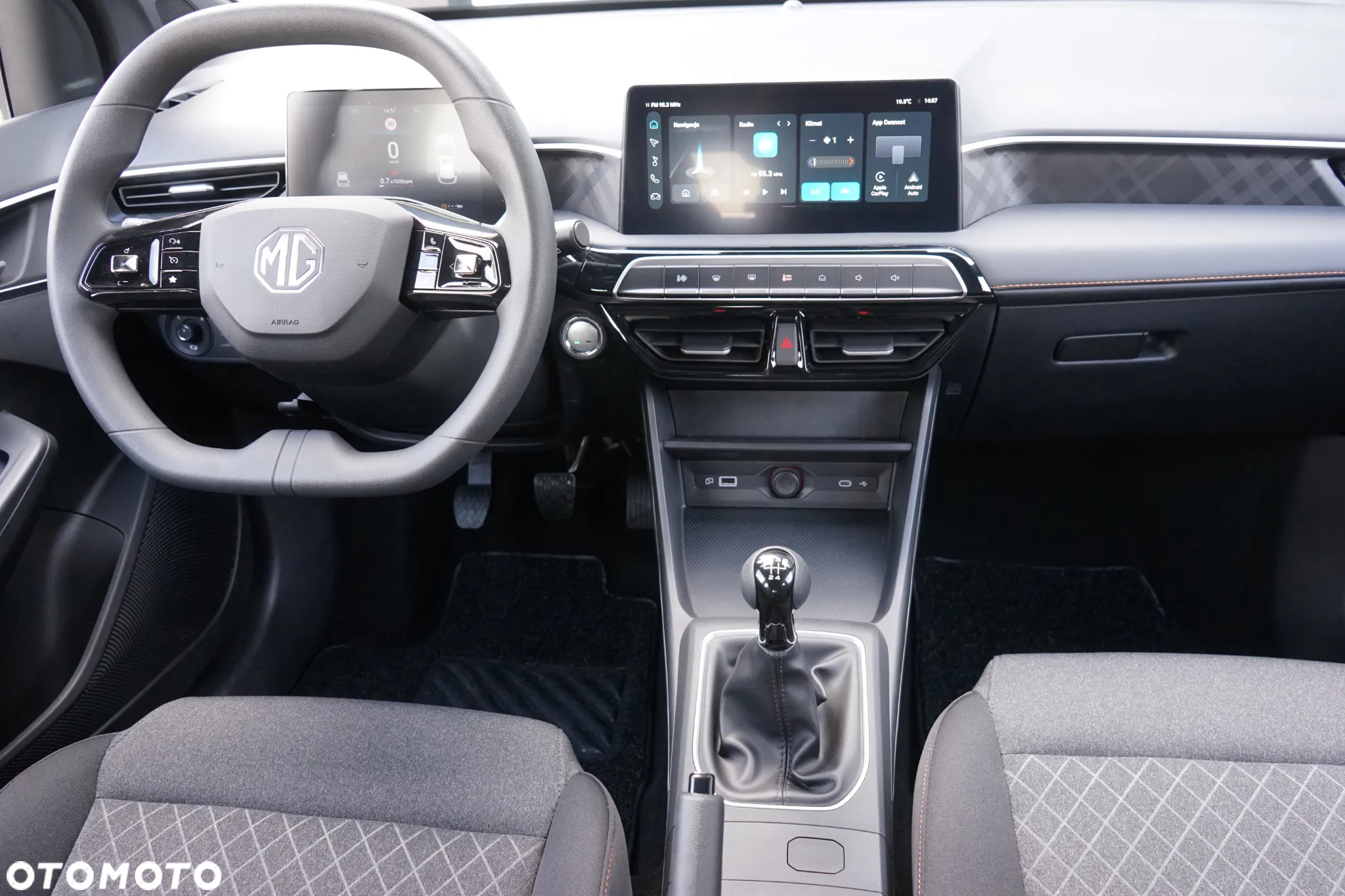 MG MG3 1.5 Excite - 20