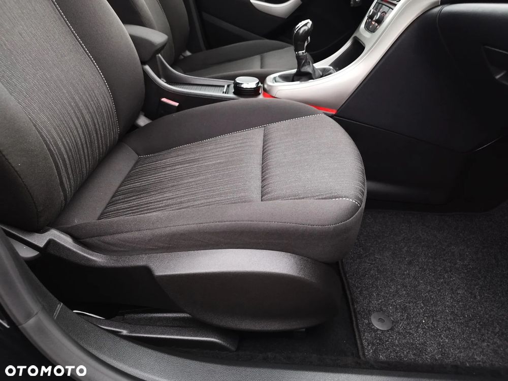 Opel Astra 1.6 Active - 24