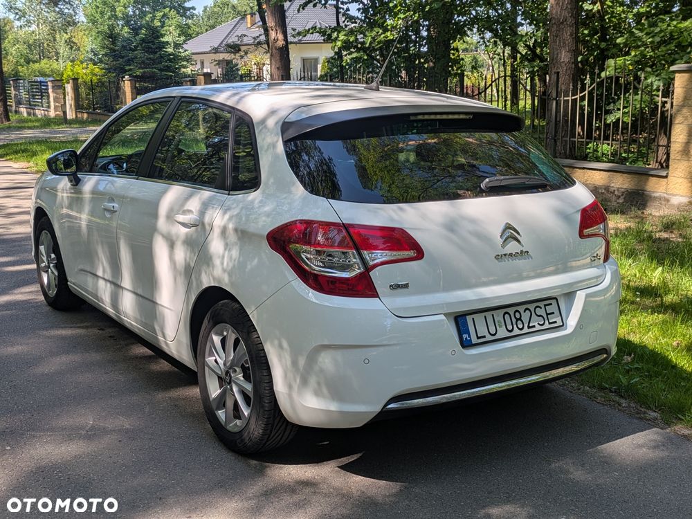 Citroën C4 HDi 115 Exclusive - 11