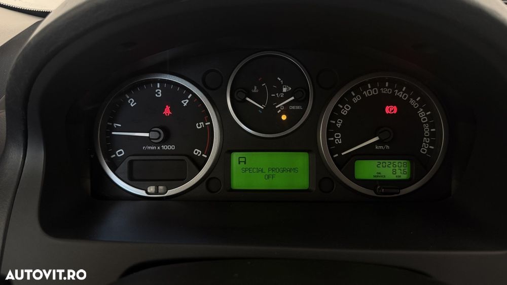 Land Rover Freelander 2 2.2L TD4 HSE - 15