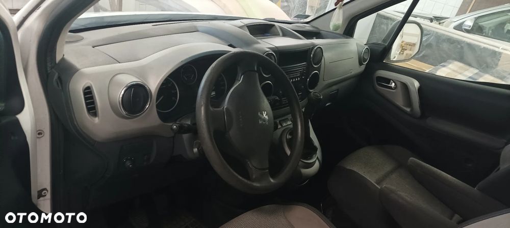 Peugeot Partner - 10