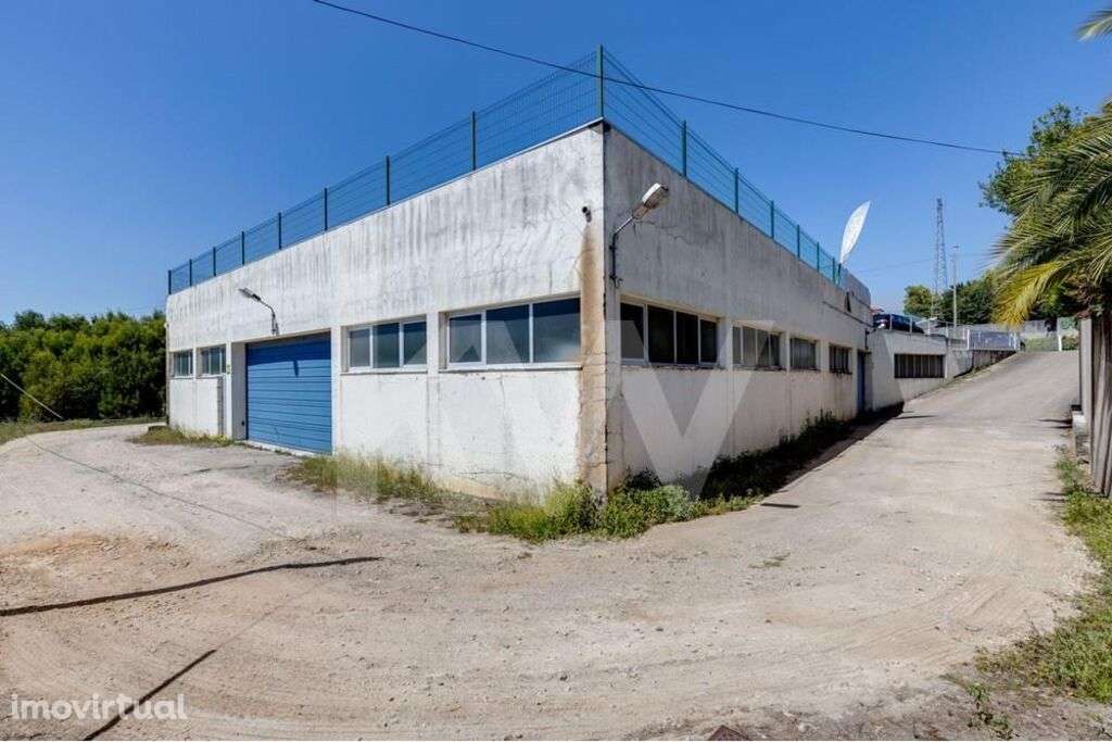 Stand com terreno e Oficina - EN 222 - Avintes - V.N.Gaia - Grande imagem: 5/29