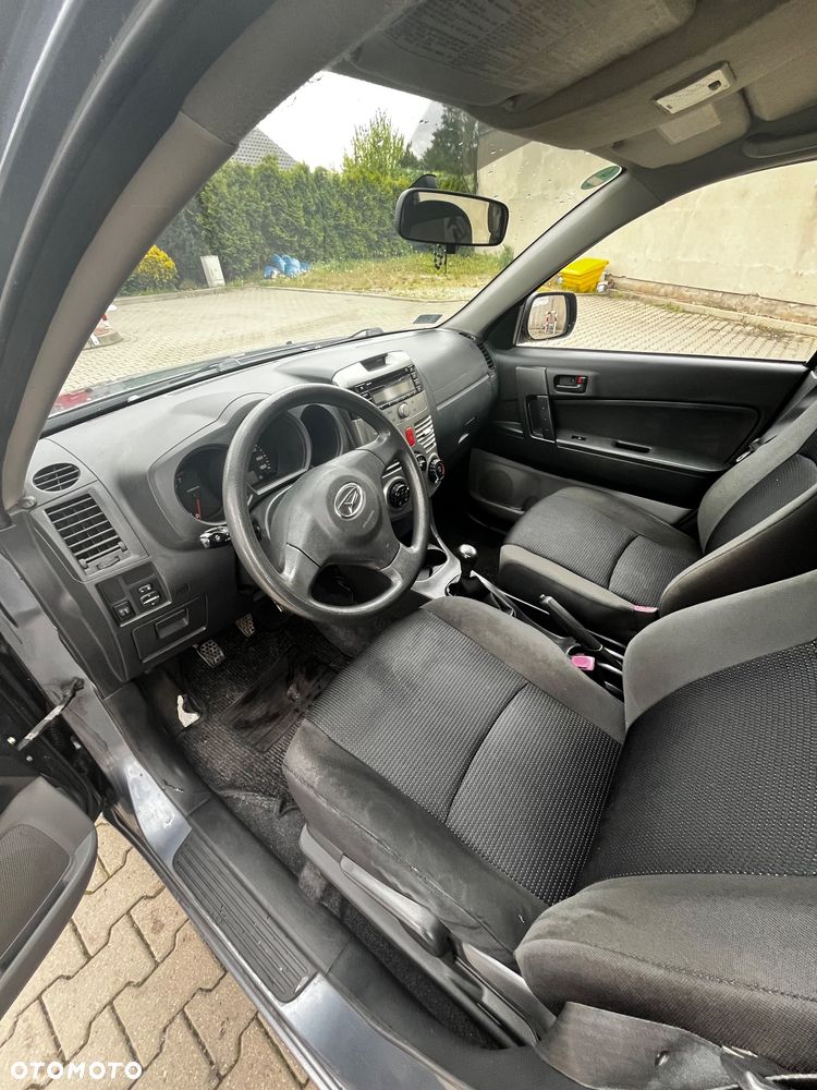 Daihatsu Terios 1.5 - 12