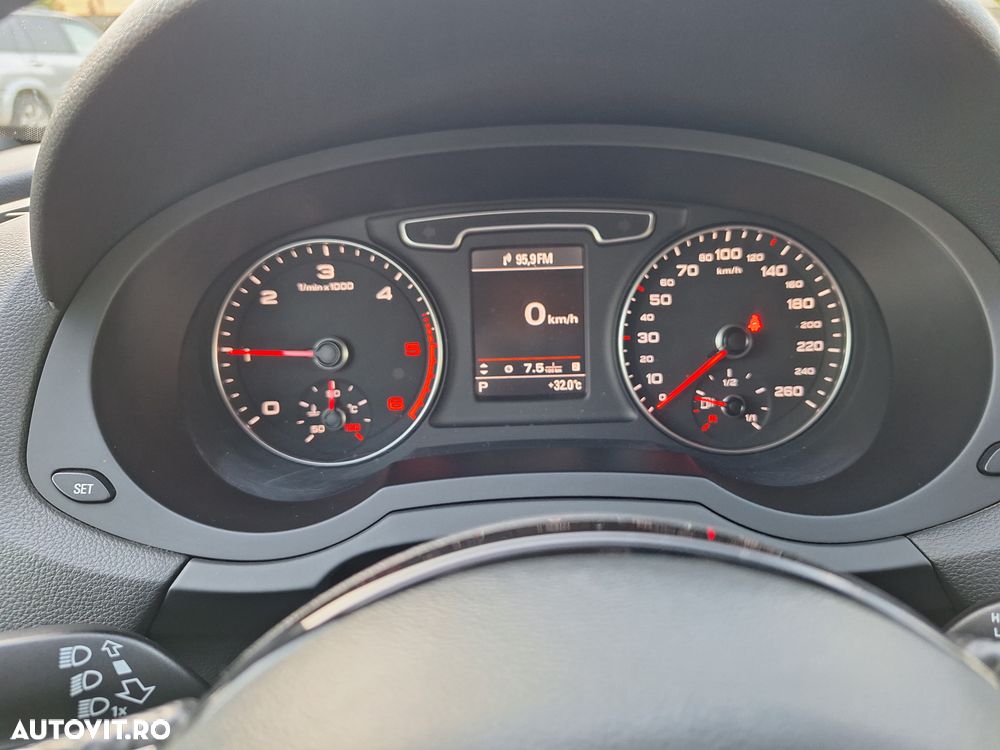 Audi Q3 2.0 TDI Quattro S tronic - 13