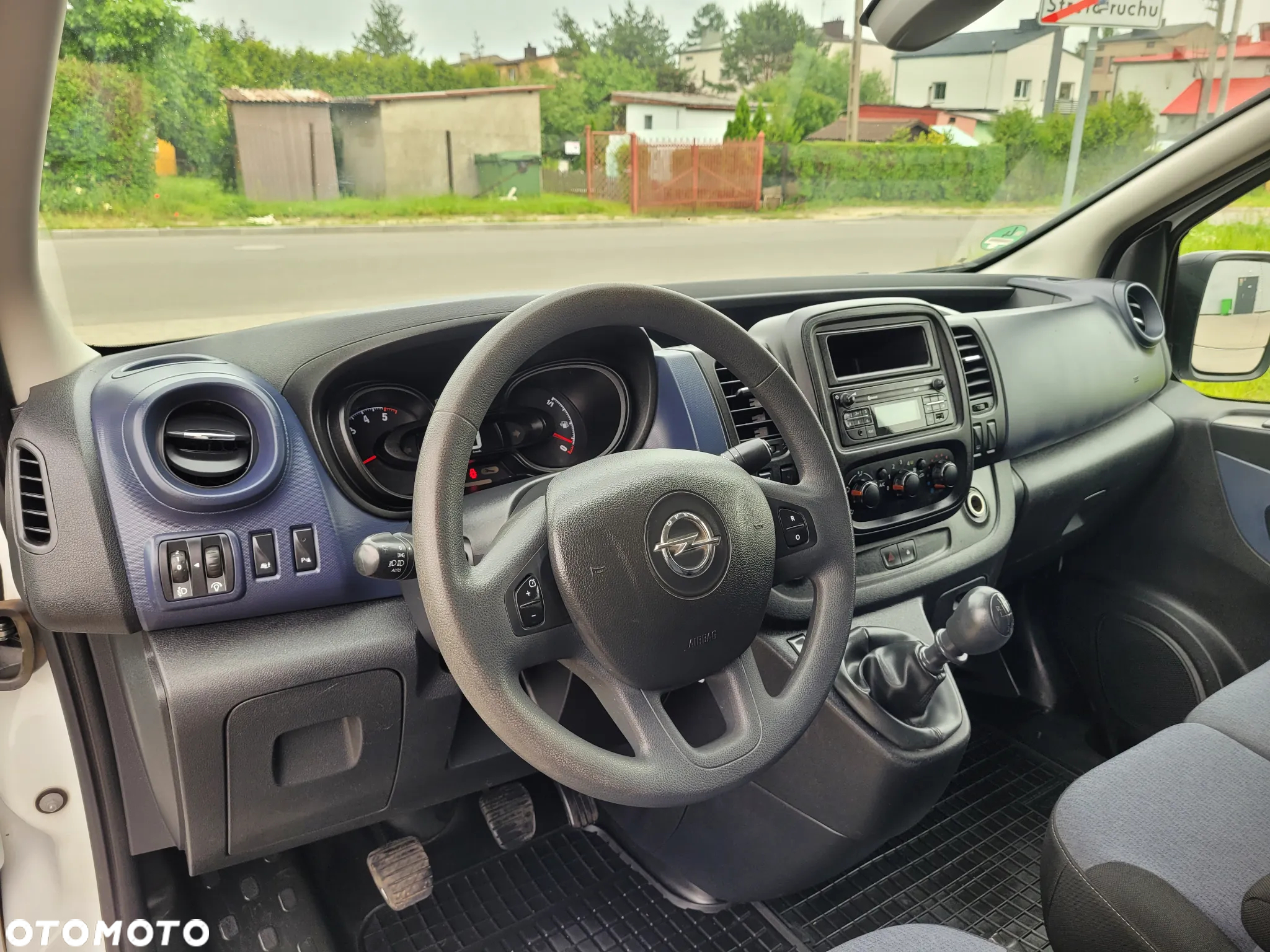 Opel Vivaro long - 24