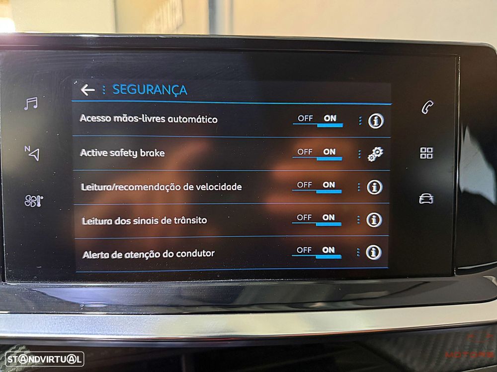 Peugeot 208 1.2 PureTech Allure Pack - 34