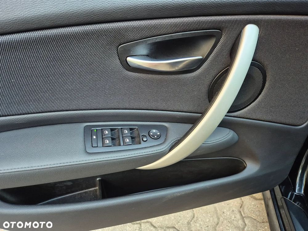 BMW Seria 1 - 18